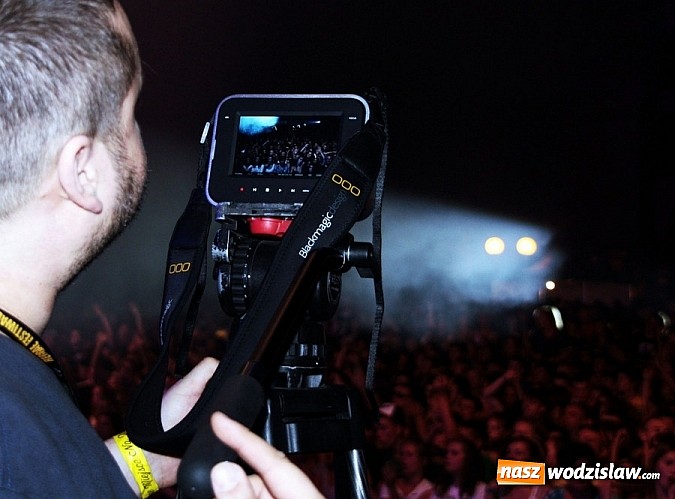 Zdjęcie w galerii na portalu naszwodzislaw.com: Wodzisław Śląski: Najcieplejsze Miejsce Na Ziemi! Kamil Bednarek na finał festiwalu reggae wiadomości z regionu