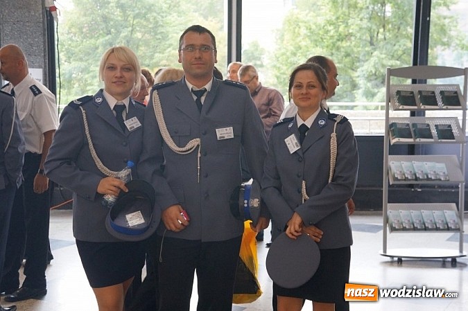 Zdjęcie w galerii na portalu naszwodzislaw.com: Wodzisławscy policjanci w katowickim spodku wiadomości z regionu