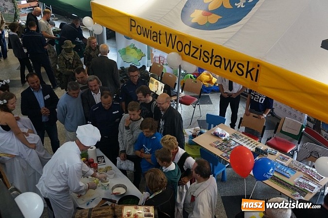 Zdjęcie w galerii na portalu naszwodzislaw.com: Wodzisławscy policjanci w katowickim spodku wiadomości z regionu