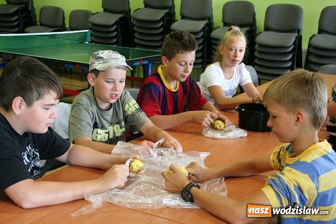 Zdjęcie w galerii na portalu naszwodzislaw.com: Warsztaty kulinarne w Świetlicy Wiejskiej w Osinach wiadomości z regionu