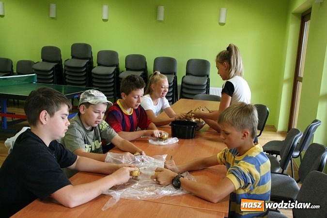 Zdjęcie w galerii na portalu naszwodzislaw.com: Warsztaty kulinarne w Świetlicy Wiejskiej w Osinach wiadomości z regionu