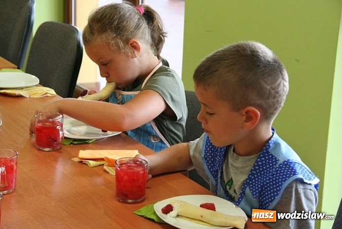 Zdjęcie w galerii na portalu naszwodzislaw.com: Warsztaty kulinarne w Świetlicy Wiejskiej w Osinach wiadomości z regionu