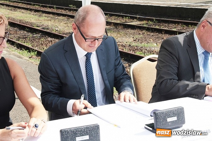 Zdjęcie w galerii na portalu naszwodzislaw.com: Już w przyszłym roku będzie można w 40 minut dojechać z Rybnika do Chałupek wiadomości z regionu