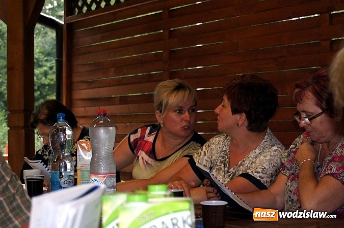 Zdjęcie w galerii na portalu naszwodzislaw.com: Miłośniczki Pieśni Biesiadnej grillowały i śpiewały w altanie sołeckiej  wiadomości z regionu