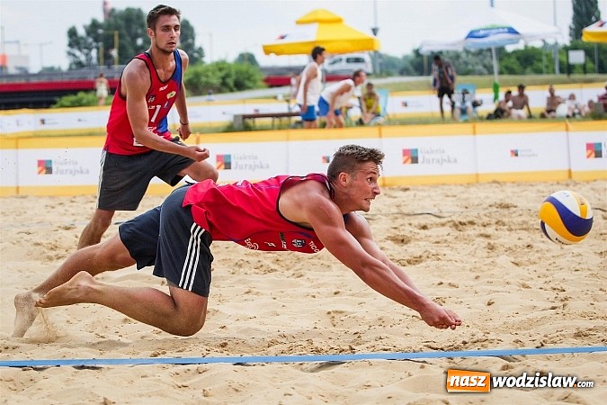 Zdjęcie w galerii na portalu naszwodzislaw.com:  Śląsk: Zobacz, jak grają mistrzowie wiadomości z regionu