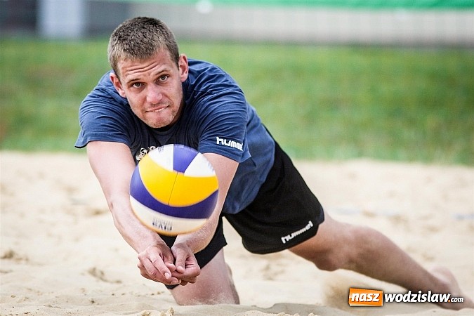 Zdjęcie w galerii na portalu naszwodzislaw.com:  Śląsk: Zobacz, jak grają mistrzowie wiadomości z regionu