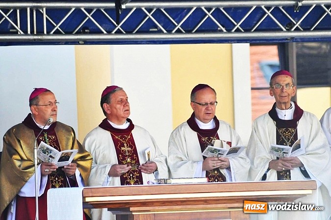 Zdjęcie w galerii na portalu naszwodzislaw.com: Wiara jest jak satelita dla systemu nawigacji wiadomości z regionu