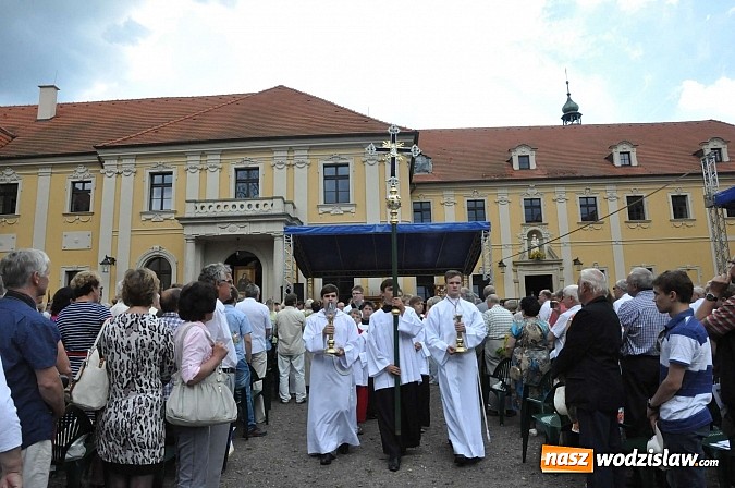 Zdjęcie w galerii na portalu naszwodzislaw.com: Wiara jest jak satelita dla systemu nawigacji wiadomości z regionu