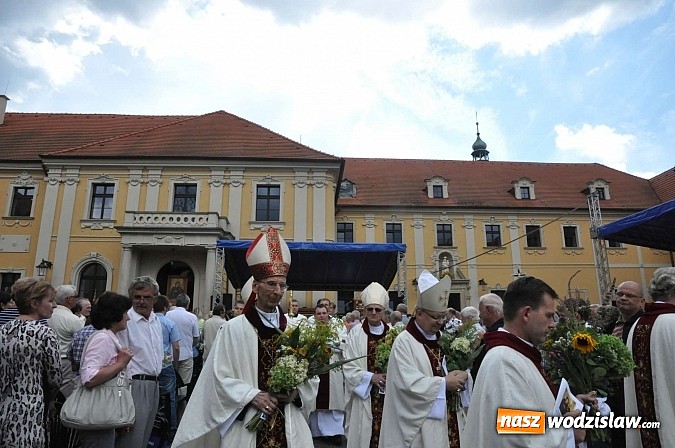 Zdjęcie w galerii na portalu naszwodzislaw.com: Wiara jest jak satelita dla systemu nawigacji wiadomości z regionu