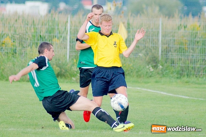 Zdjęcie w galerii na portalu naszwodzislaw.com: B klasa: Naprzód wrócił z Raciborza bez punktów. Wicher Płonia górą wiadomości z regionu