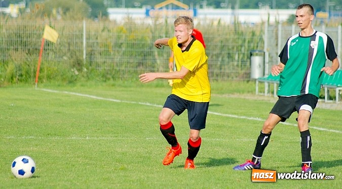 Zdjęcie w galerii na portalu naszwodzislaw.com: B klasa: Naprzód wrócił z Raciborza bez punktów. Wicher Płonia górą wiadomości z regionu