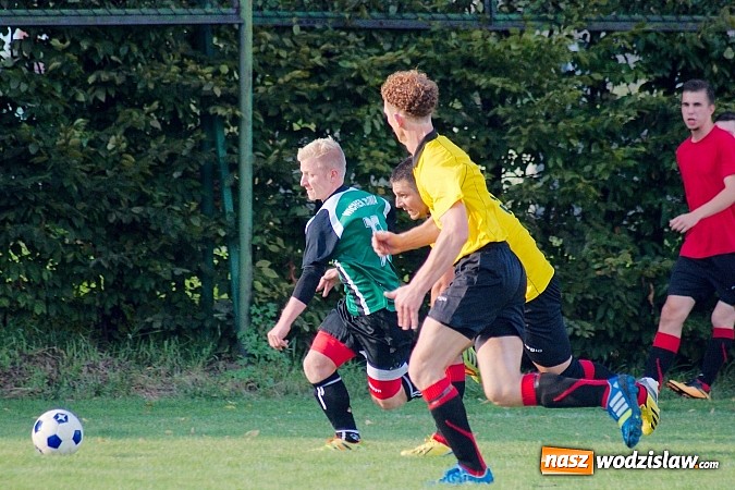 Zdjęcie w galerii na portalu naszwodzislaw.com: B klasa: Naprzód wrócił z Raciborza bez punktów. Wicher Płonia górą wiadomości z regionu