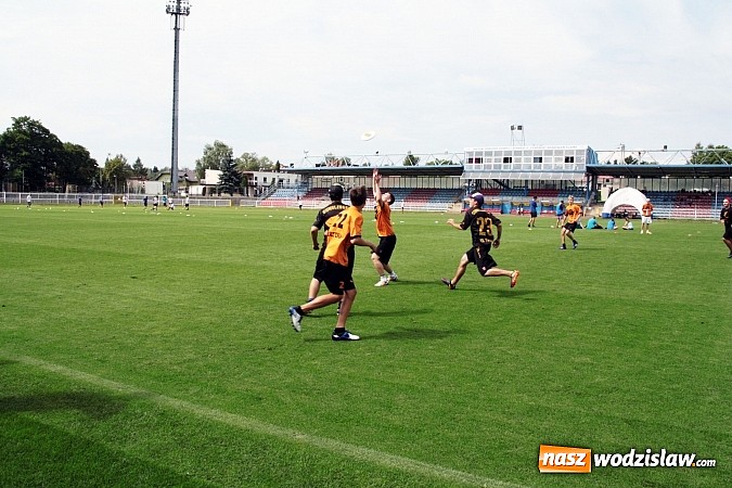 Zdjęcie w galerii na portalu naszwodzislaw.com: Ultimate frisbee na kilka godzin zawładnęło Wodzisławiem!  wiadomości z regionu