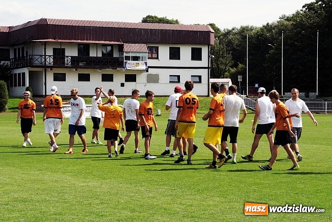 Zdjęcie w galerii na portalu naszwodzislaw.com: Ultimate frisbee na kilka godzin zawładnęło Wodzisławiem!  wiadomości z regionu
