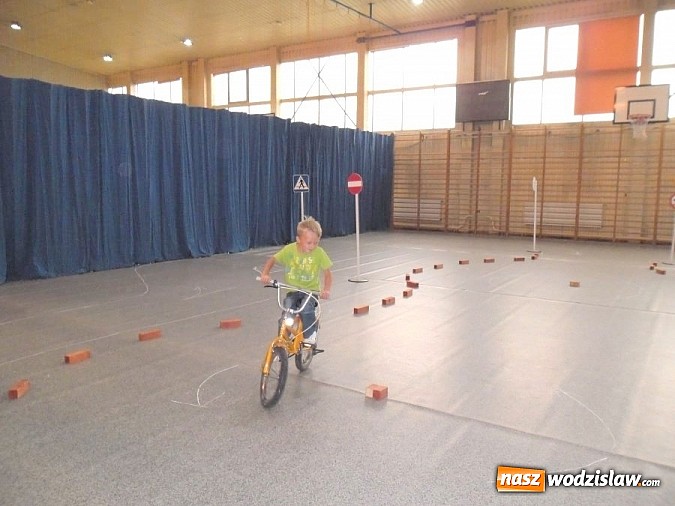 Zdjęcie w galerii na portalu naszwodzislaw.com: Pożegnali wakacje razem z policjantami wiadomości z regionu