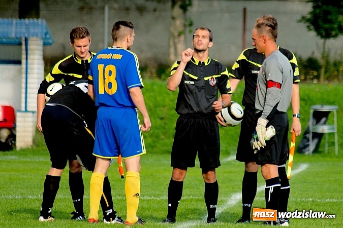 Zdjęcie w galerii na portalu naszwodzislaw.com: Osłabiony Rogów zdobył punkt w Raciborzu. Kuriozalna pomyłka sędziego wiadomości z regionu