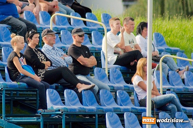 Zdjęcie w galerii na portalu naszwodzislaw.com: Osłabiony Rogów zdobył punkt w Raciborzu. Kuriozalna pomyłka sędziego wiadomości z regionu