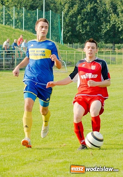 Zdjęcie w galerii na portalu naszwodzislaw.com: Osłabiony Rogów zdobył punkt w Raciborzu. Kuriozalna pomyłka sędziego wiadomości z regionu