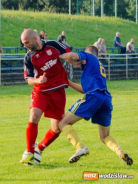 Zdjęcie w galerii na portalu naszwodzislaw.com: Osłabiony Rogów zdobył punkt w Raciborzu. Kuriozalna pomyłka sędziego wiadomości z regionu