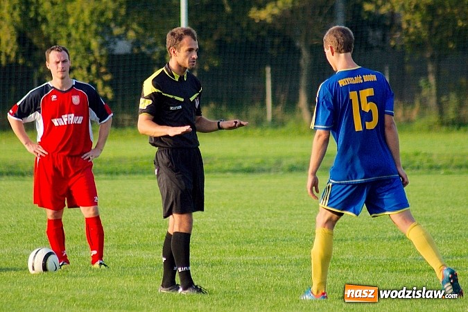 Zdjęcie w galerii na portalu naszwodzislaw.com: Osłabiony Rogów zdobył punkt w Raciborzu. Kuriozalna pomyłka sędziego wiadomości z regionu