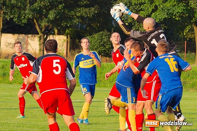 Zdjęcie w galerii na portalu naszwodzislaw.com: Osłabiony Rogów zdobył punkt w Raciborzu. Kuriozalna pomyłka sędziego wiadomości z regionu