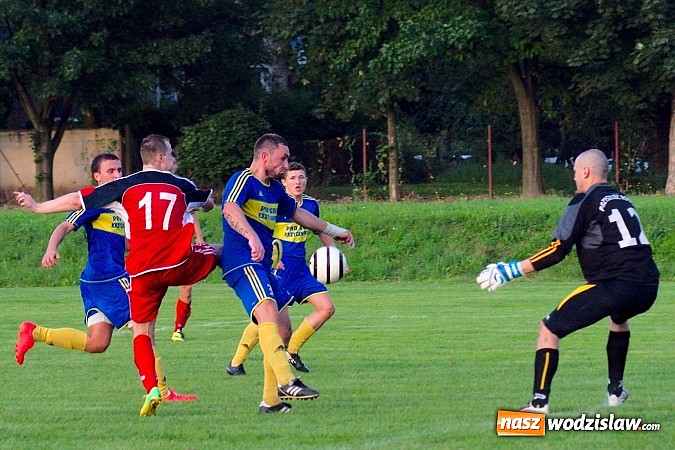 Zdjęcie w galerii na portalu naszwodzislaw.com: Osłabiony Rogów zdobył punkt w Raciborzu. Kuriozalna pomyłka sędziego wiadomości z regionu