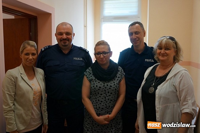 Zdjęcie w galerii na portalu naszwodzislaw.com: Komendant w domu dziecka wiadomości z regionu