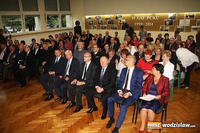 Zdjęcie w galerii na portalu naszwodzislaw.com: Rok Szkolny 2014/2015 oficjalnie rozpoczęty  wiadomości z regionu