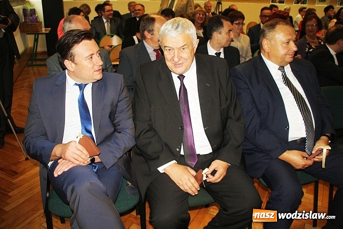 Zdjęcie w galerii na portalu naszwodzislaw.com: Rok Szkolny 2014/2015 oficjalnie rozpoczęty  wiadomości z regionu