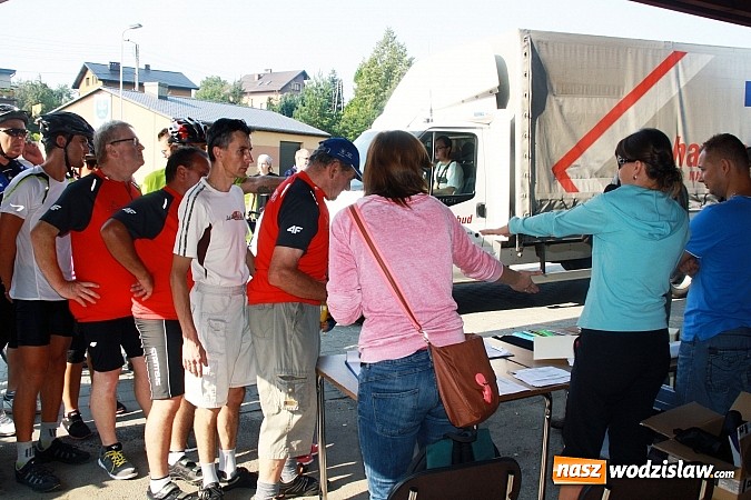 Zdjęcie w galerii na portalu naszwodzislaw.com: Wyruszył VI Międzygminny Rajd Rowerowy Morawskich Wrót wiadomości z regionu