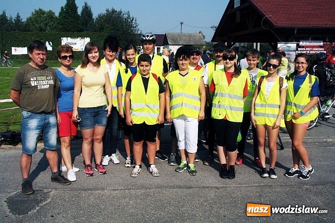 Zdjęcie w galerii na portalu naszwodzislaw.com: Wyruszył VI Międzygminny Rajd Rowerowy Morawskich Wrót wiadomości z regionu
