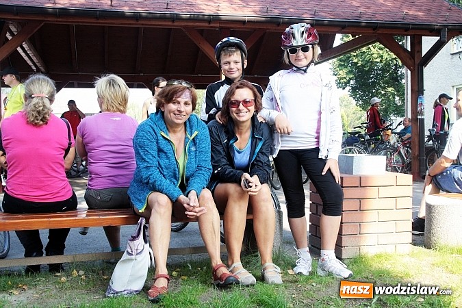 Zdjęcie w galerii na portalu naszwodzislaw.com: Wyruszył VI Międzygminny Rajd Rowerowy Morawskich Wrót wiadomości z regionu