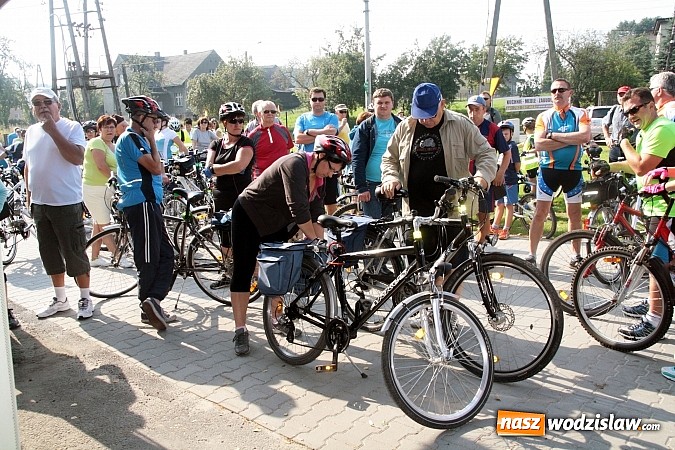 Zdjęcie w galerii na portalu naszwodzislaw.com: Wyruszył VI Międzygminny Rajd Rowerowy Morawskich Wrót wiadomości z regionu