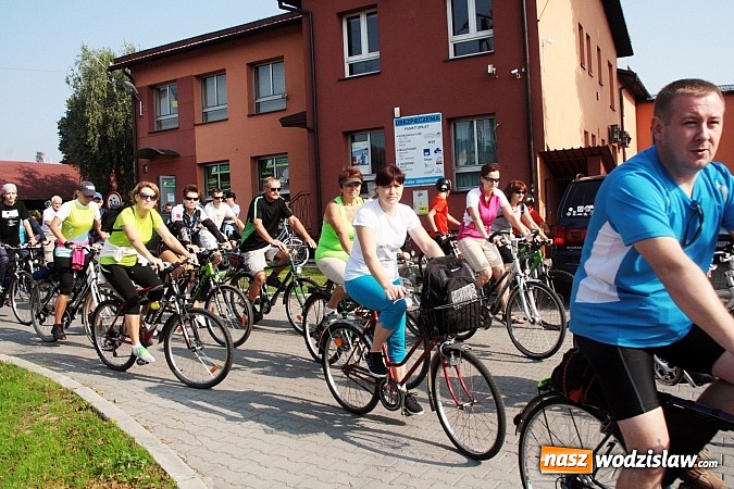Zdjęcie w galerii na portalu naszwodzislaw.com: Wyruszył VI Międzygminny Rajd Rowerowy Morawskich Wrót wiadomości z regionu
