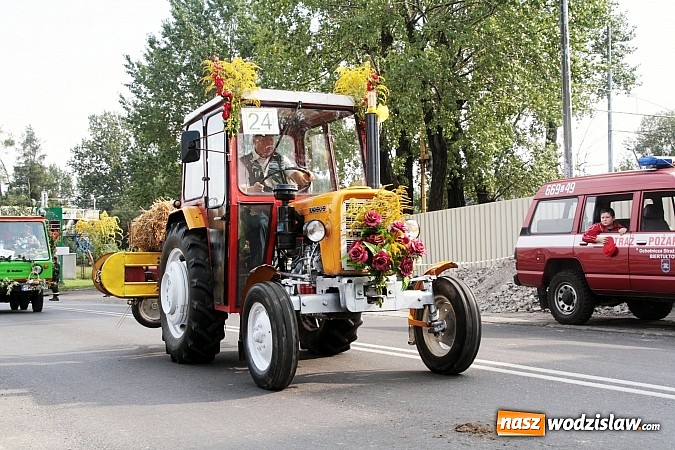 Zdjęcie w galerii na portalu naszwodzislaw.com: W Radlinie dziękują dziś za plony wiadomości z regionu
