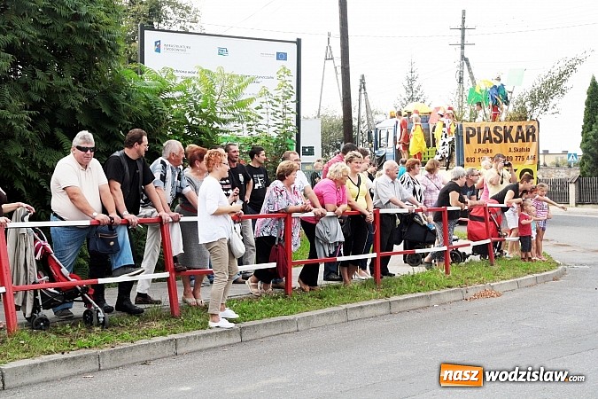 Zdjęcie w galerii na portalu naszwodzislaw.com: W Radlinie dziękują dziś za plony wiadomości z regionu