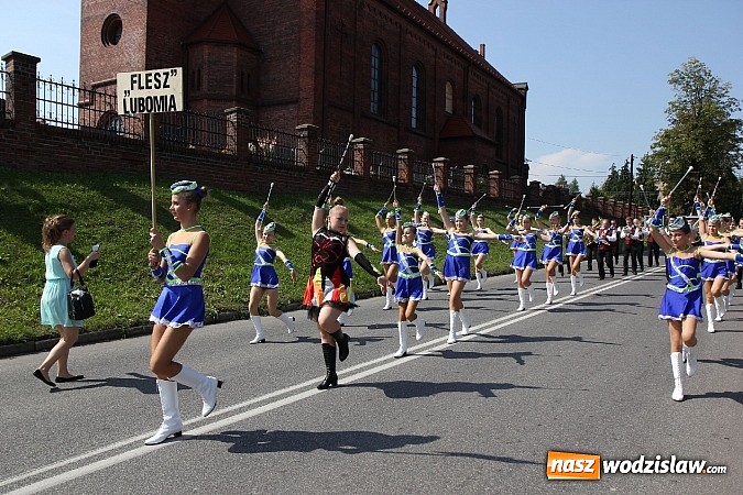 Zdjęcie w galerii na portalu naszwodzislaw.com: Potężny korowód dożynkowy w Lubomi! wiadomości z regionu
