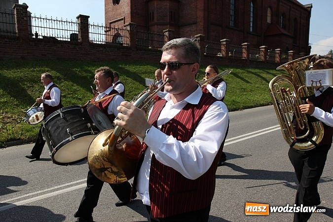 Zdjęcie w galerii na portalu naszwodzislaw.com: Potężny korowód dożynkowy w Lubomi! wiadomości z regionu