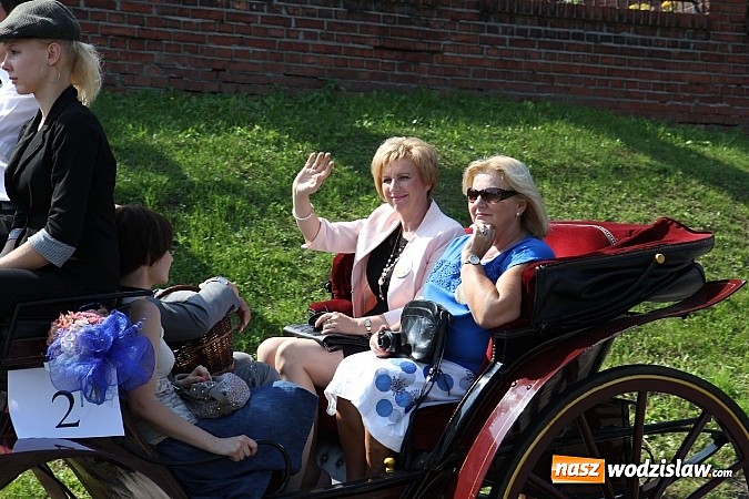 Zdjęcie w galerii na portalu naszwodzislaw.com: Potężny korowód dożynkowy w Lubomi! wiadomości z regionu