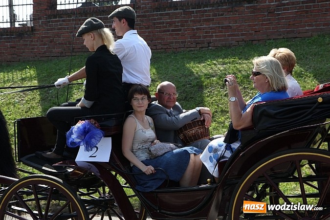 Zdjęcie w galerii na portalu naszwodzislaw.com: Potężny korowód dożynkowy w Lubomi! wiadomości z regionu