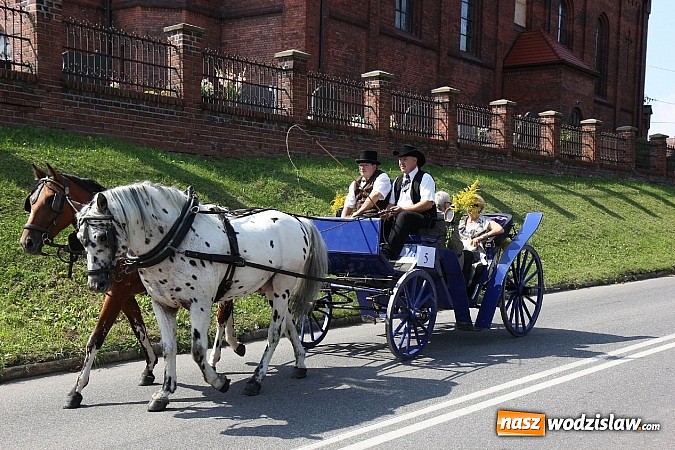 Zdjęcie w galerii na portalu naszwodzislaw.com: Potężny korowód dożynkowy w Lubomi! wiadomości z regionu