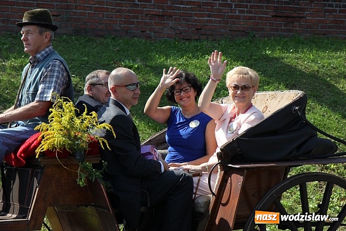 Zdjęcie w galerii na portalu naszwodzislaw.com: Potężny korowód dożynkowy w Lubomi! wiadomości z regionu