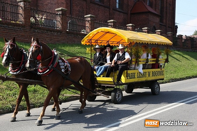 Zdjęcie w galerii na portalu naszwodzislaw.com: Potężny korowód dożynkowy w Lubomi! wiadomości z regionu