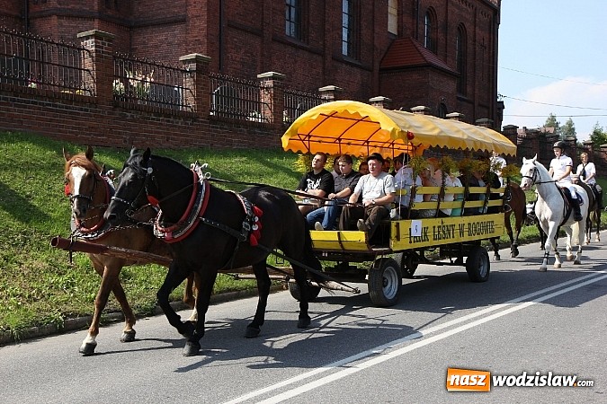 Zdjęcie w galerii na portalu naszwodzislaw.com: Potężny korowód dożynkowy w Lubomi! wiadomości z regionu