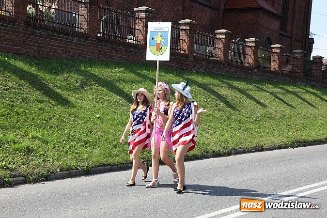 Zdjęcie w galerii na portalu naszwodzislaw.com: Potężny korowód dożynkowy w Lubomi! wiadomości z regionu