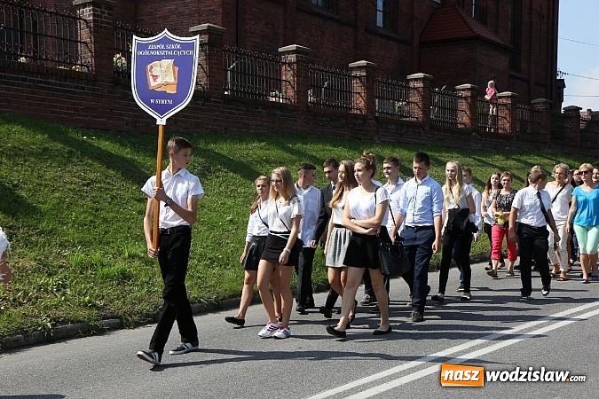 Zdjęcie w galerii na portalu naszwodzislaw.com: Potężny korowód dożynkowy w Lubomi! wiadomości z regionu