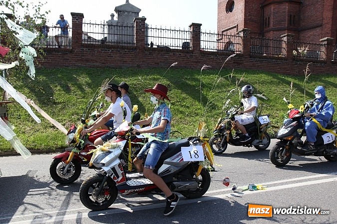 Zdjęcie w galerii na portalu naszwodzislaw.com: Potężny korowód dożynkowy w Lubomi! wiadomości z regionu