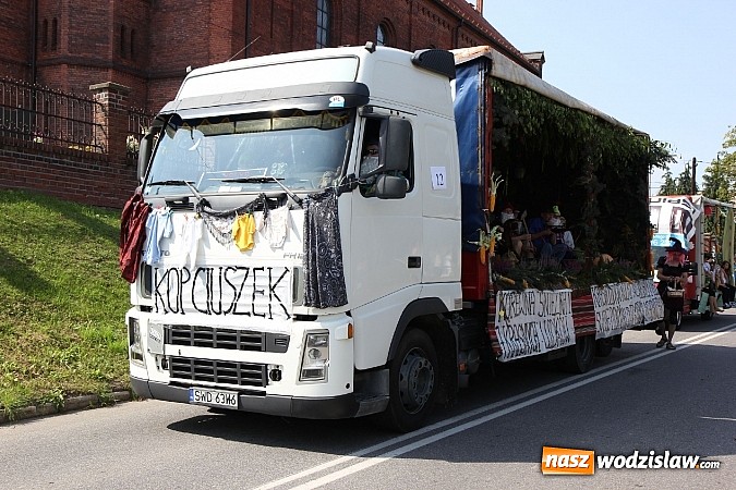 Zdjęcie w galerii na portalu naszwodzislaw.com: Potężny korowód dożynkowy w Lubomi! wiadomości z regionu