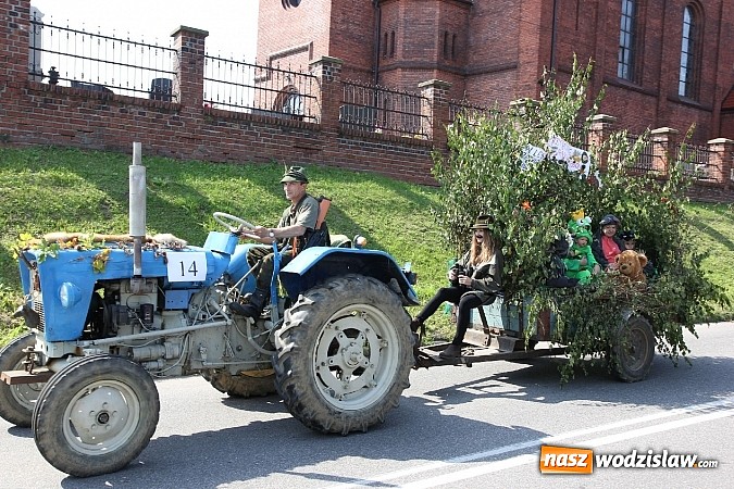 Zdjęcie w galerii na portalu naszwodzislaw.com: Potężny korowód dożynkowy w Lubomi! wiadomości z regionu