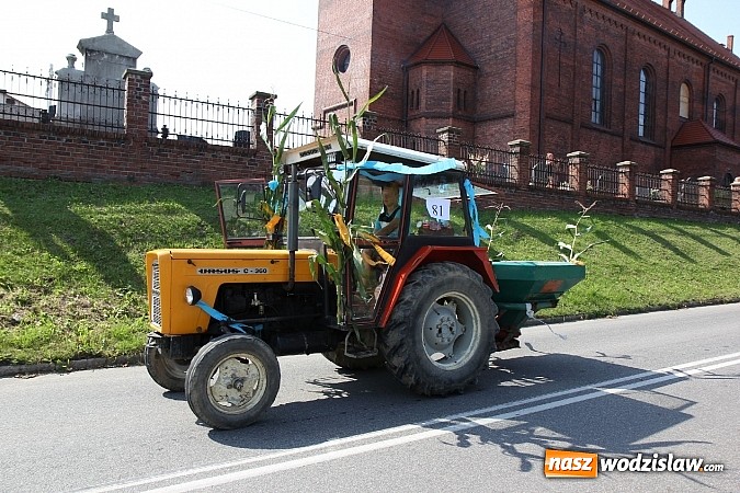 Zdjęcie w galerii na portalu naszwodzislaw.com: Potężny korowód dożynkowy w Lubomi! wiadomości z regionu